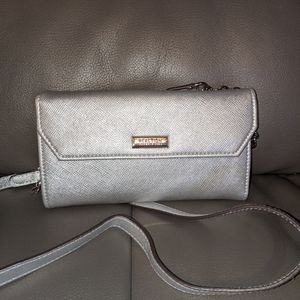 Kenneth Cole bag